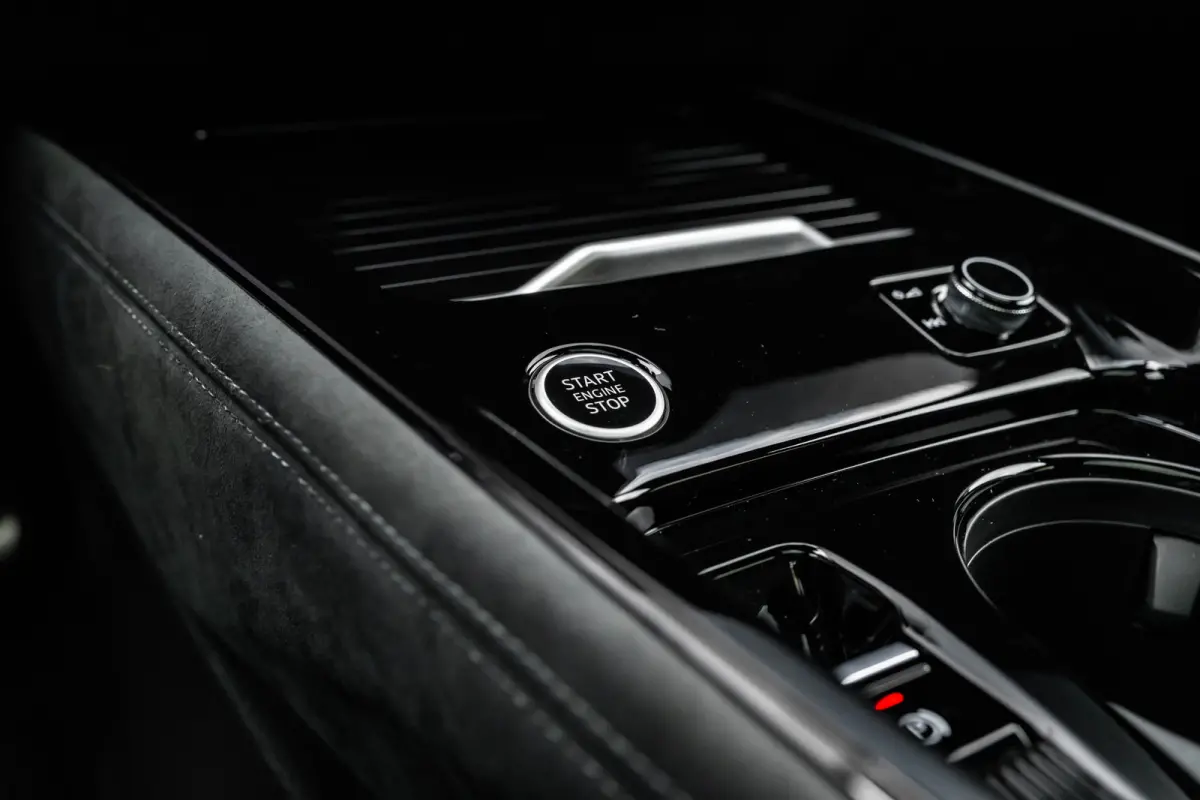 S edition | Adaptive cruise control | Audi sound system | Cruise control