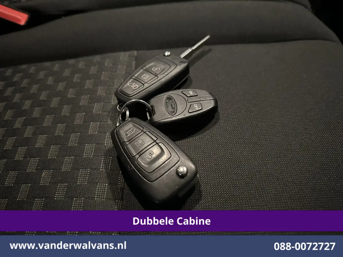 2.0 TDCI 131pk L2H1 Dubbele Cabine Euro6 Airco | 6-Zits | Navigatie | LED | Apple Carplay | Cruisecontrol Android Auto, Parkeersensoren, Achterklep, 2800kg trekvermogen