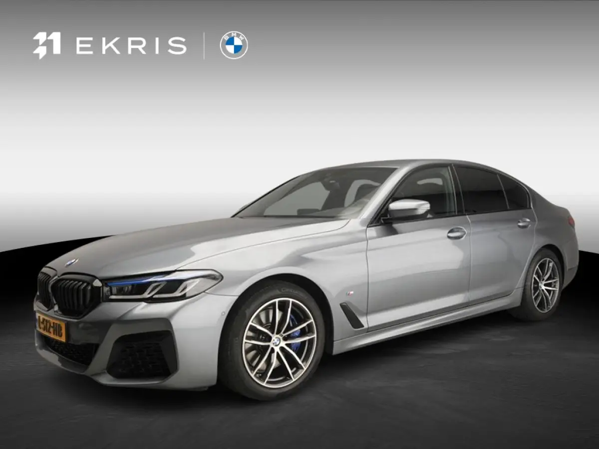530i | M-Sportpakket | Laserlicht | Leder | Navigatie | Comfortzetels | Stoelverwarming | DAB | Hifi speakers | Alu 18 inch