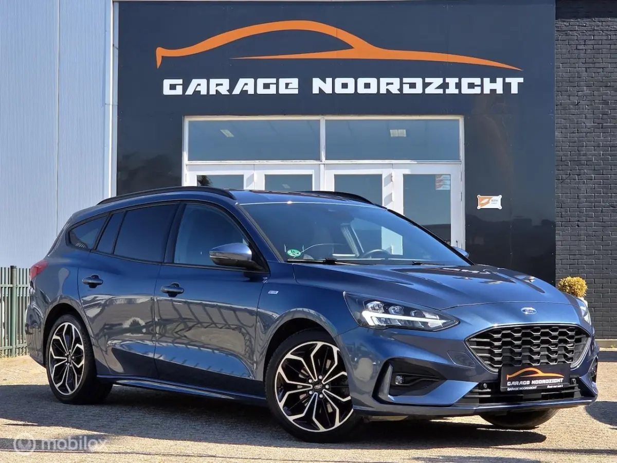 1.5 EcoBoost ST Line Business Edition