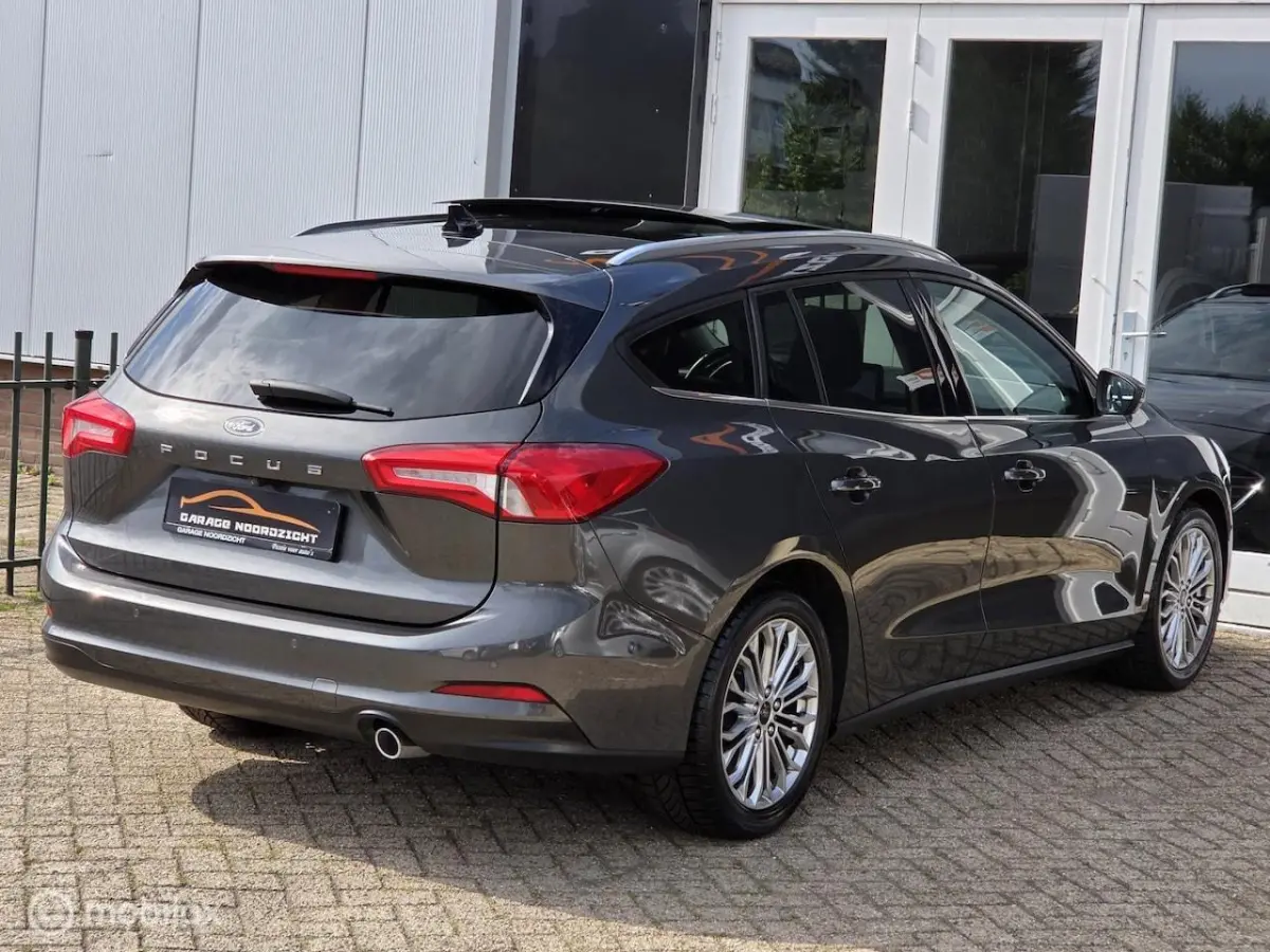 1.0 EcoBoost Titanium Business PANORAMADAK