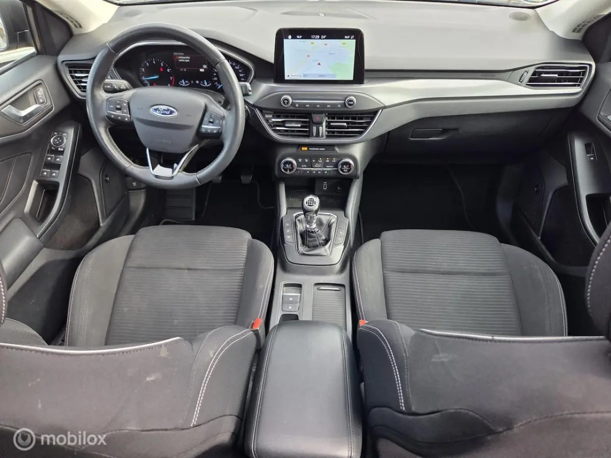 1.0 EcoBoost Titanium Business PANORAMADAK