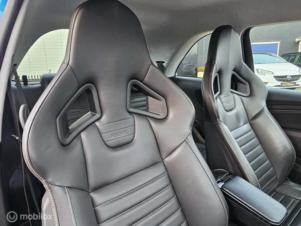 1.4 Turbo S 150PK LEDER RECARO SCHAALSTOELEN