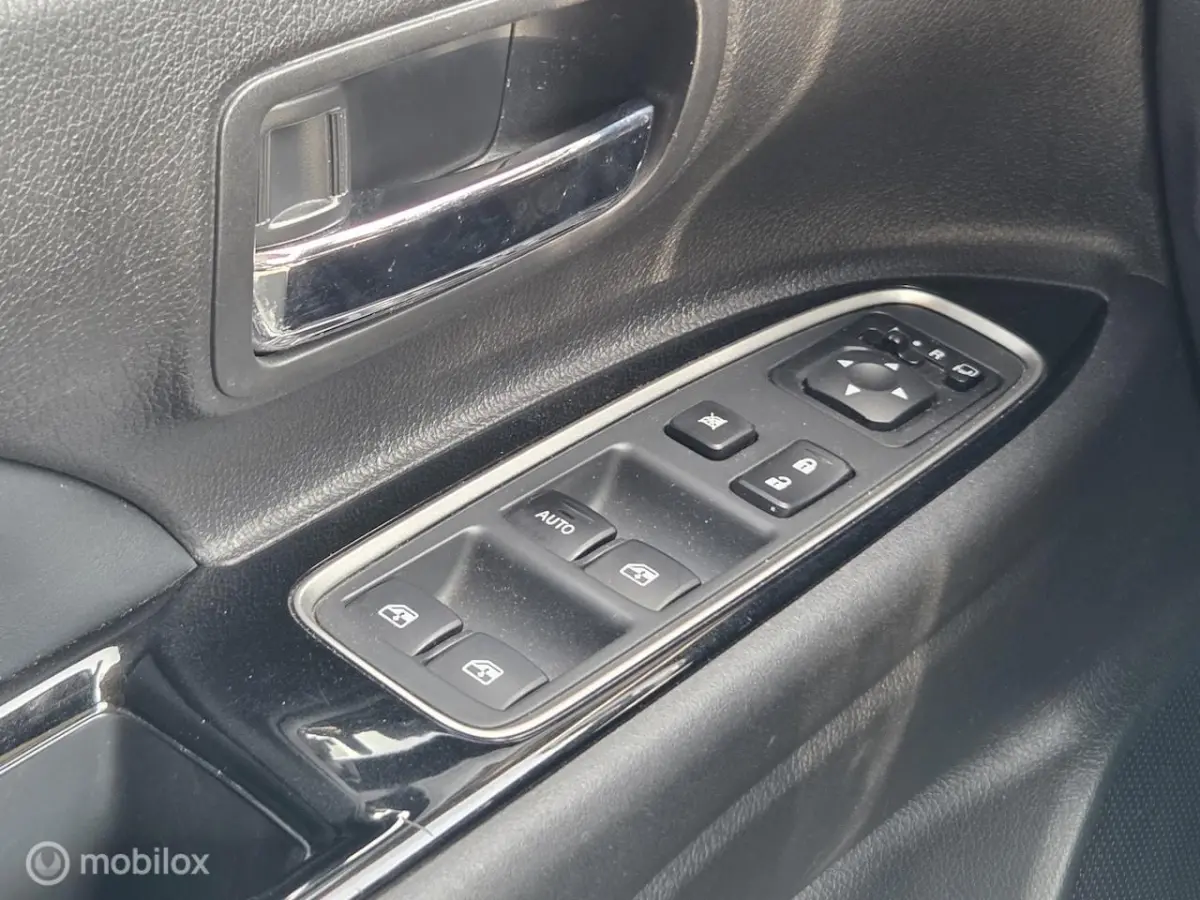 2.4 PHEV INSTYLE NIEUW ACCU