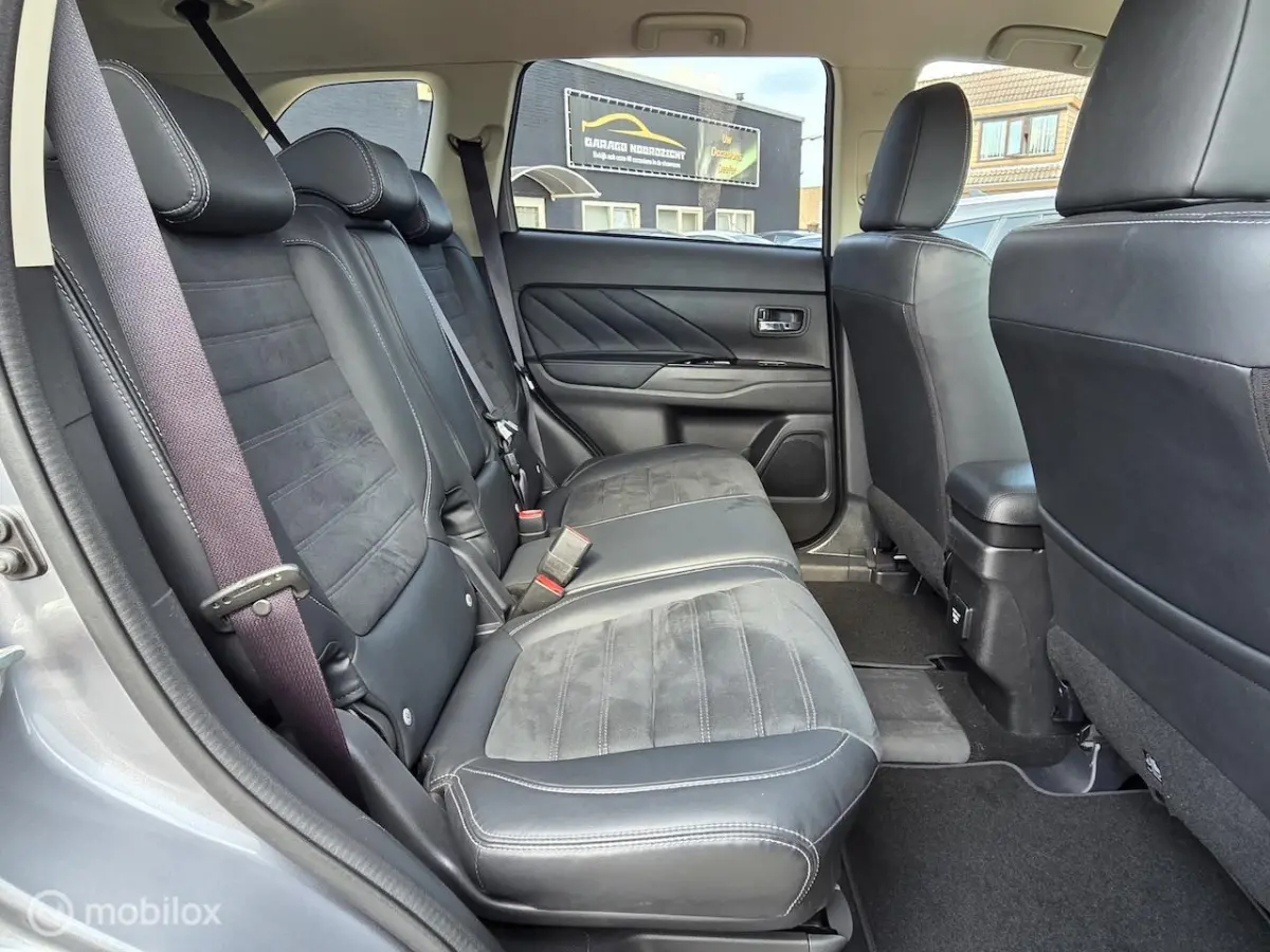 2.4 PHEV INSTYLE NIEUW ACCU
