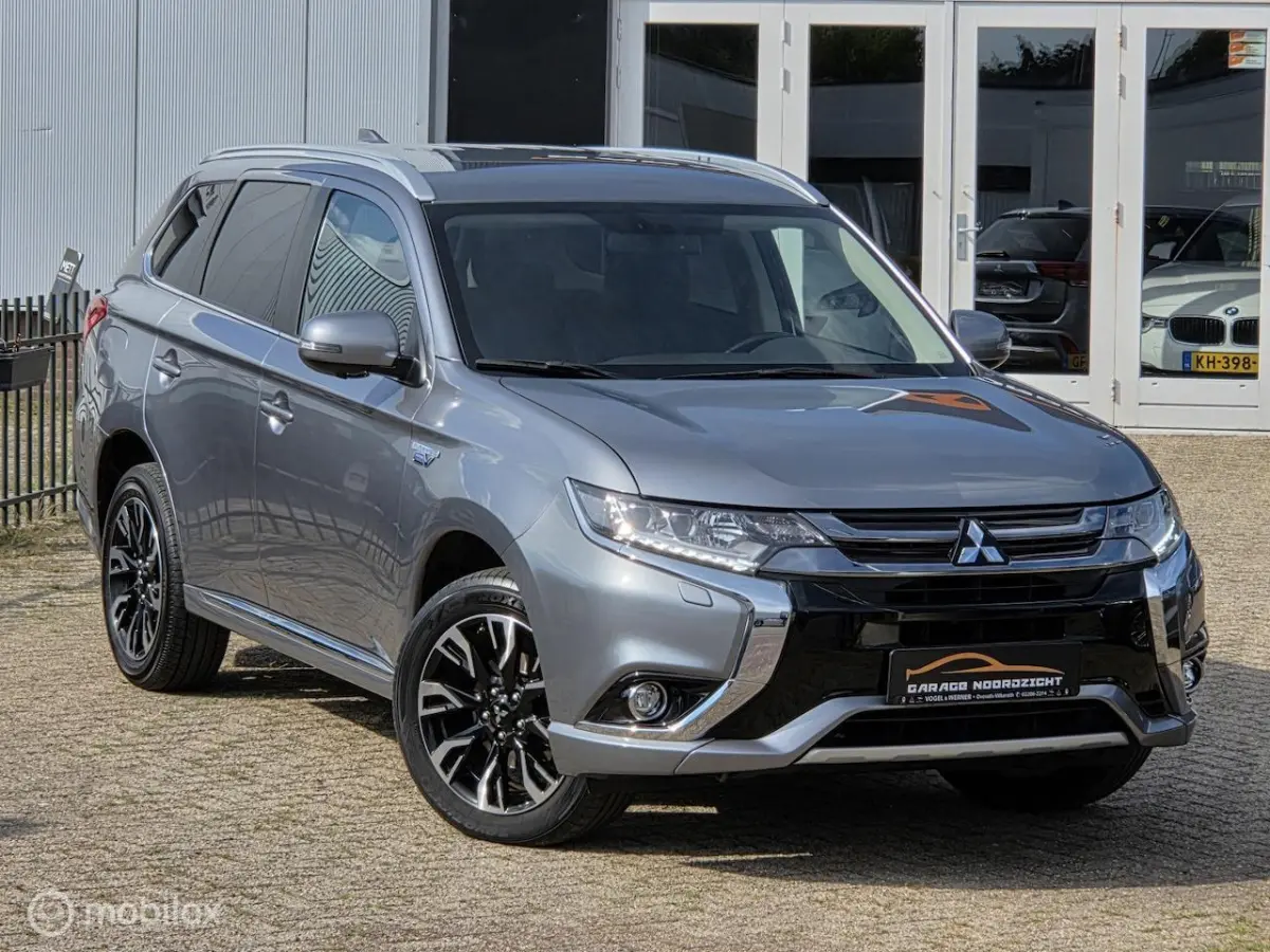 2.4 PHEV INSTYLE NIEUW ACCU