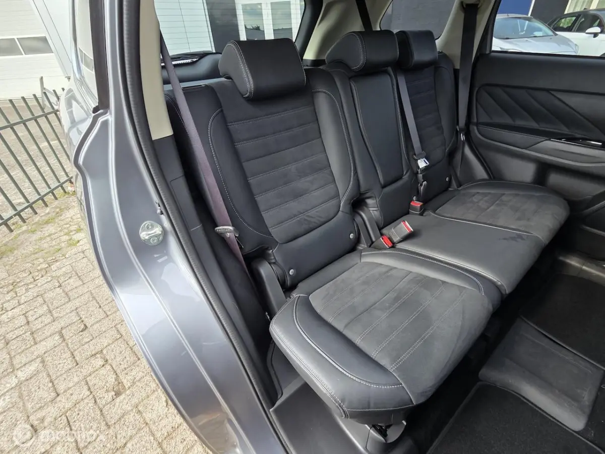 2.4 PHEV INSTYLE NIEUW ACCU