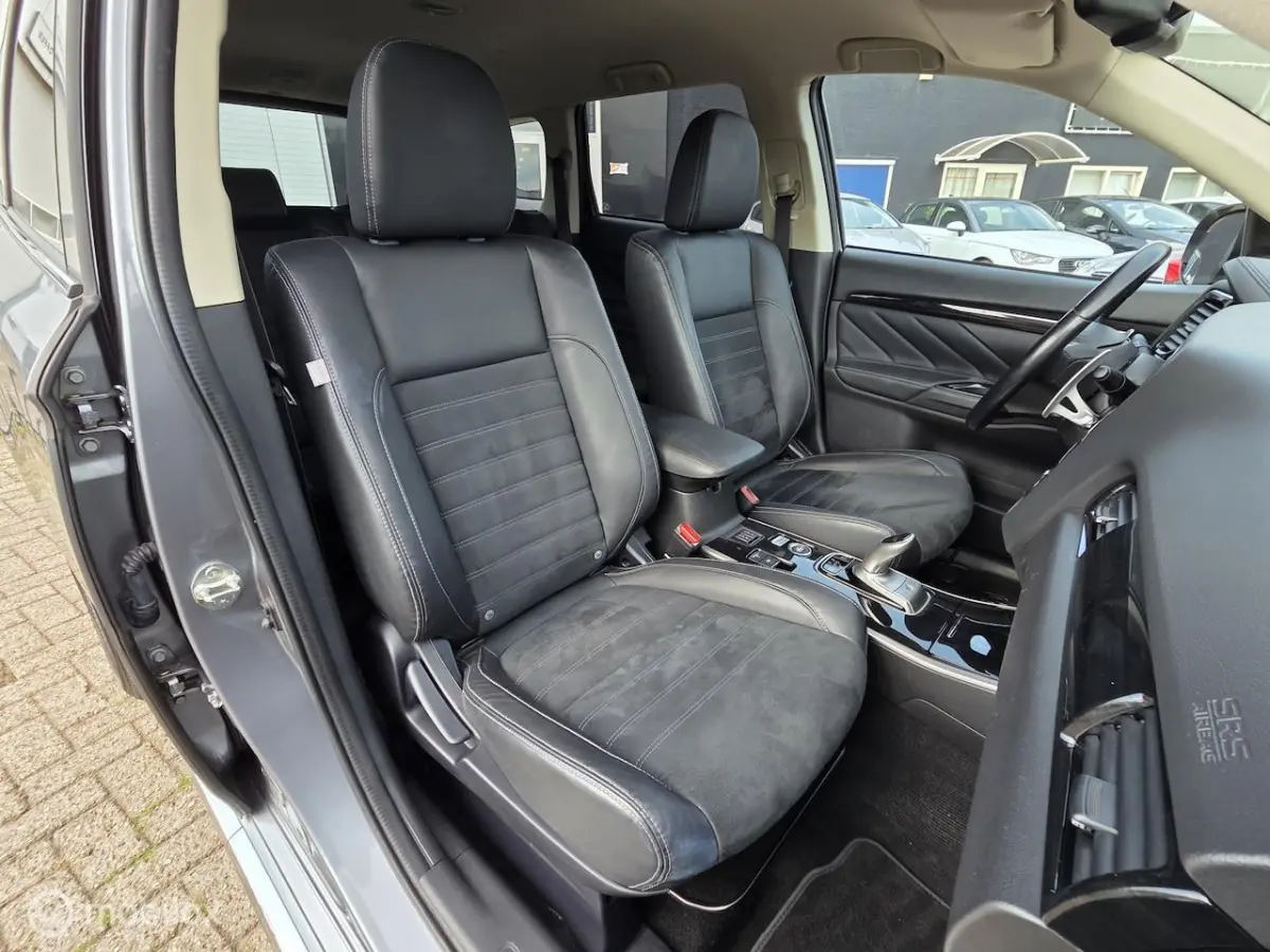 2.4 PHEV INSTYLE NIEUW ACCU