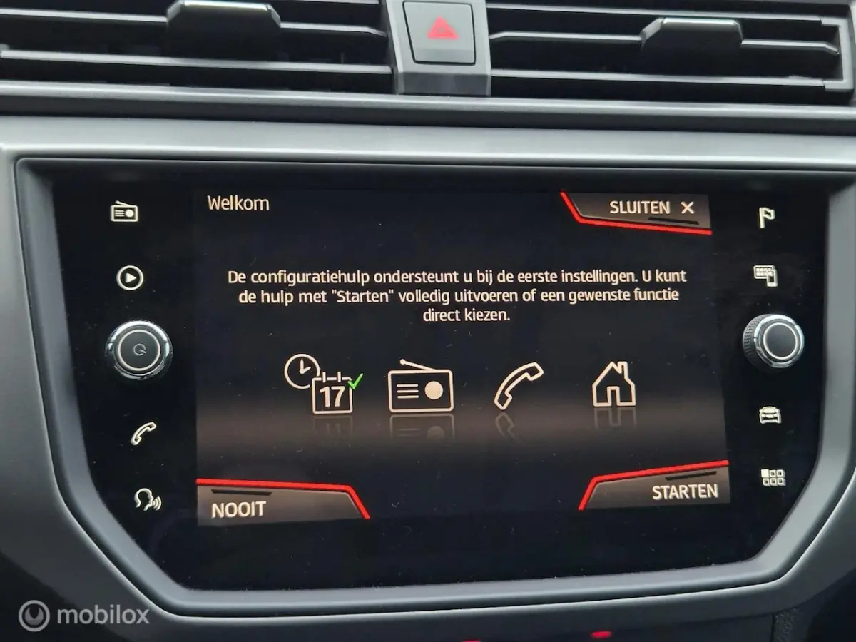1.0 TSI Style Business Intense APPLE CARPLAY
