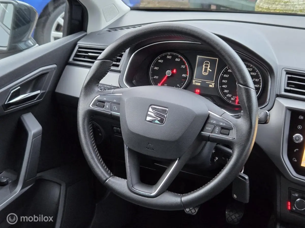 1.0 TSI Style Business Intense APPLE CARPLAY
