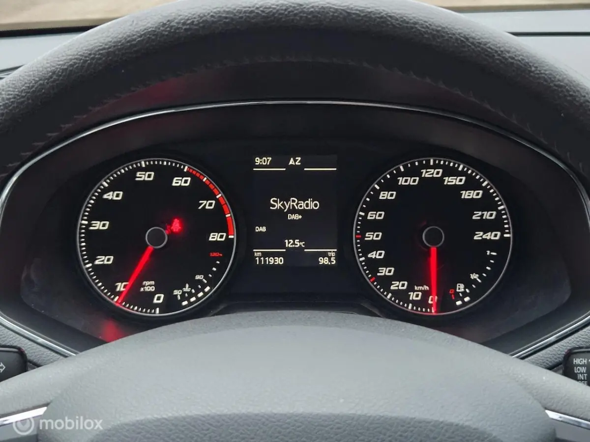 1.0 TSI Style Business Intense APPLE CARPLAY
