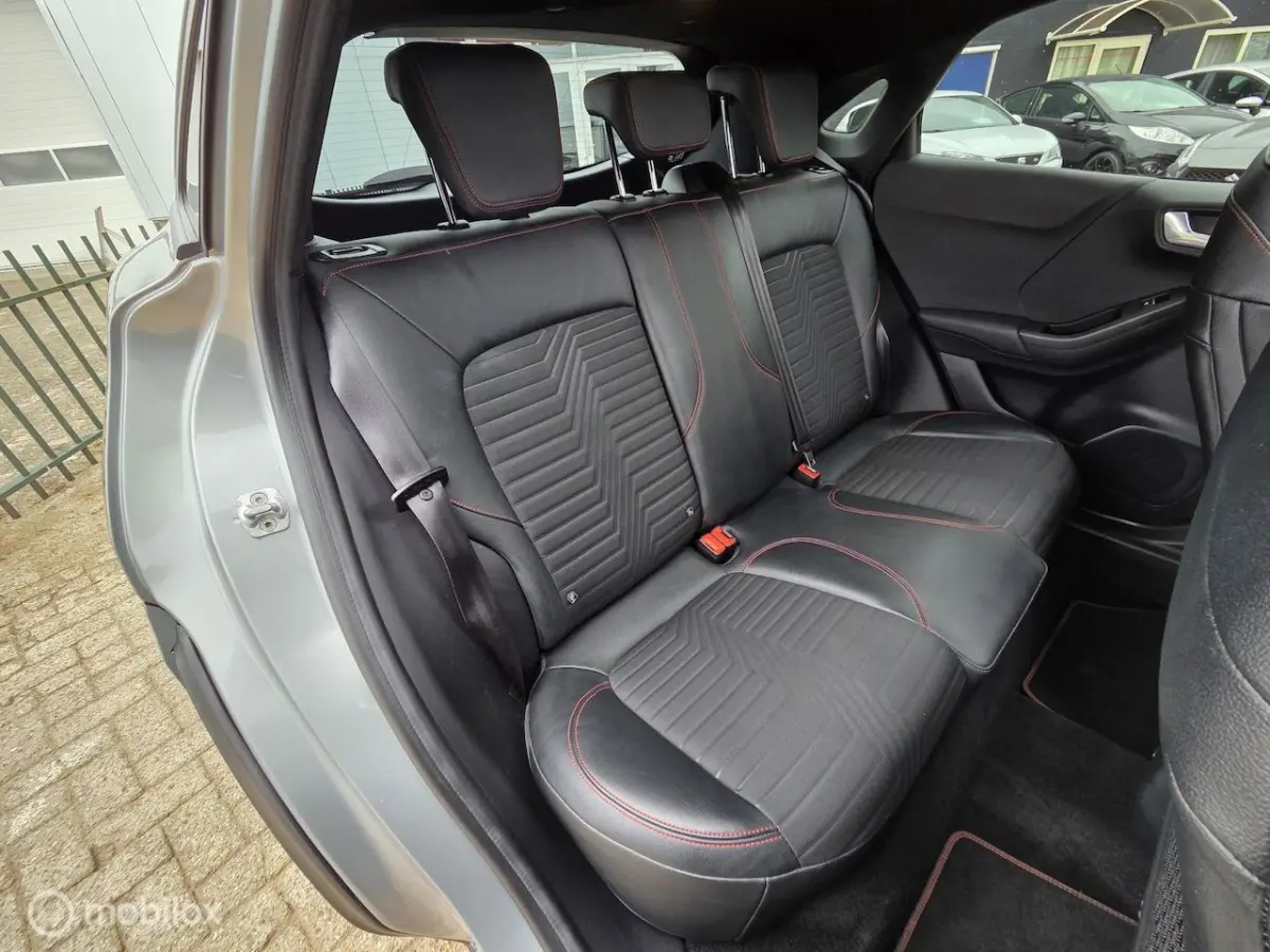 1.0 EcoBoost ST-Line X PANORAMADAK