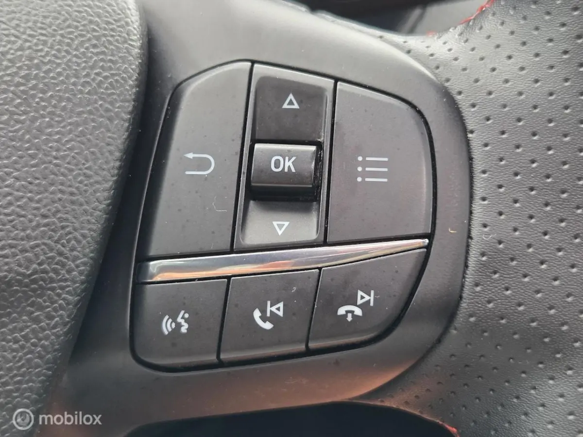 1.0 EcoBoost ST-Line X PANORAMADAK