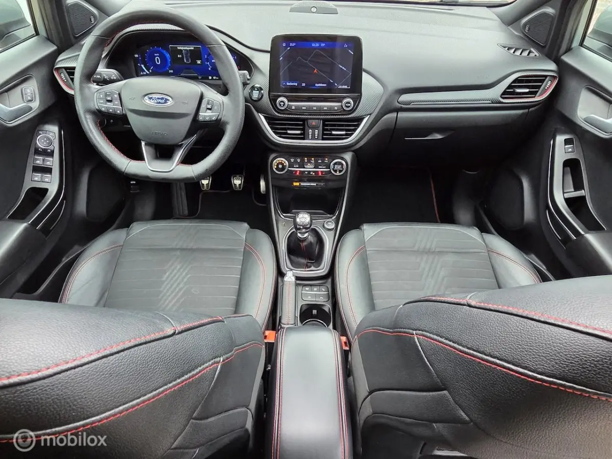 1.0 EcoBoost ST-Line X PANORAMADAK