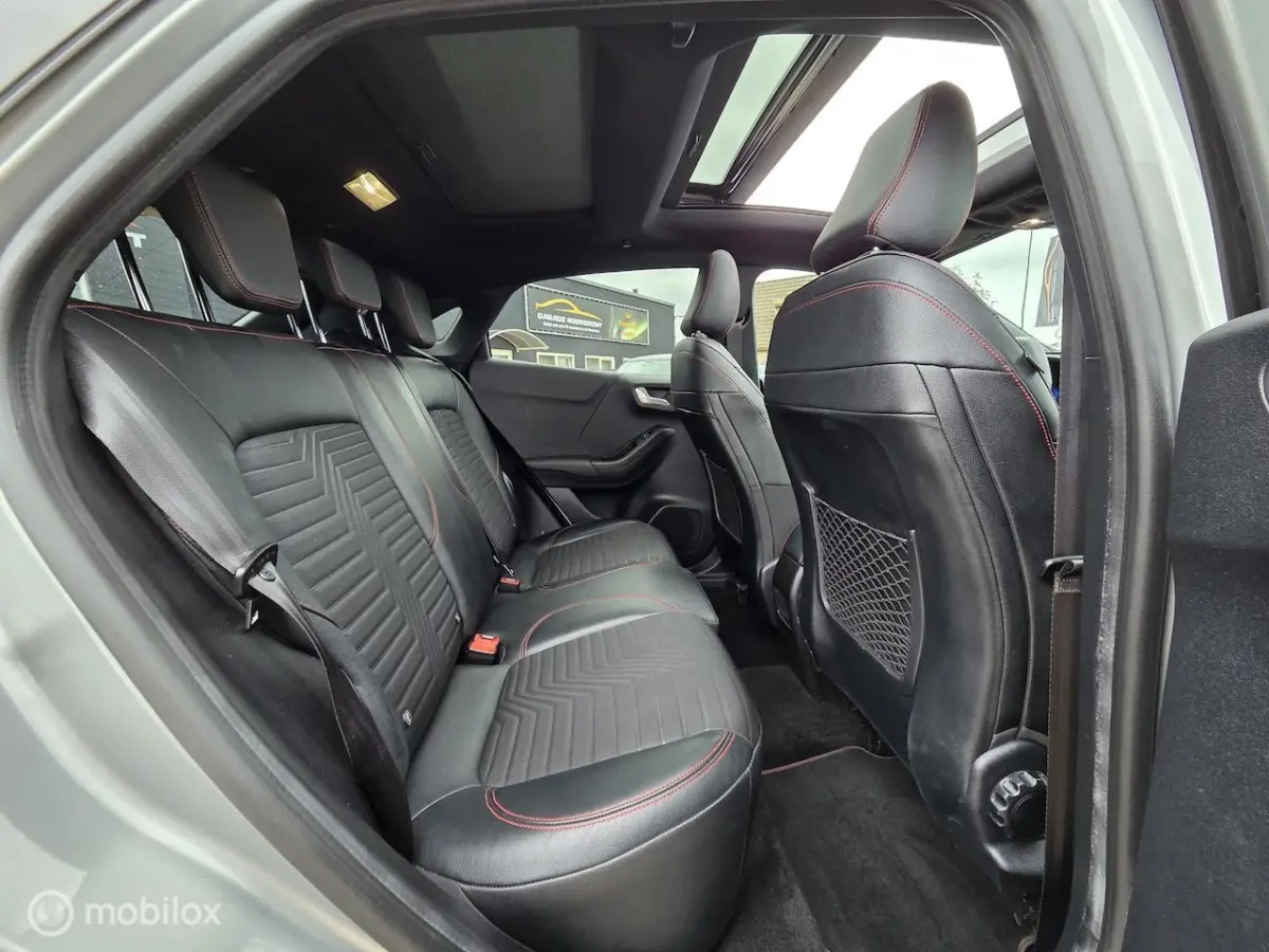 1.0 EcoBoost ST-Line X PANORAMADAK
