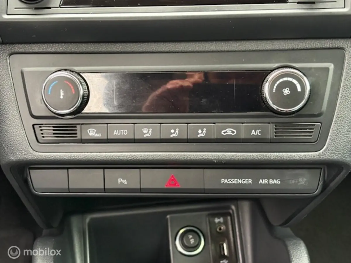 1.0 Eco TSI Style Connect 110PK Stoelverwarming