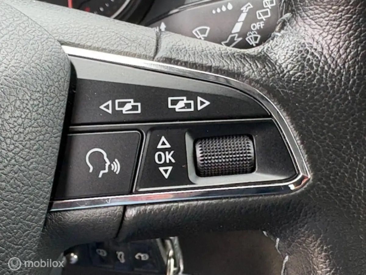 1.0 Eco TSI Style Connect 110PK Stoelverwarming