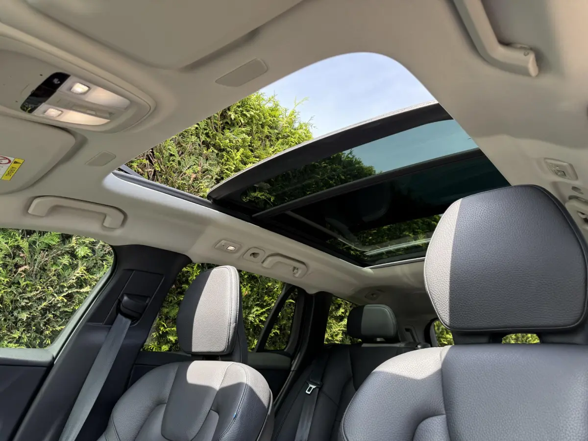 T6 Plug-in hybrid AWD Ultimate Bright Long Range | Trekhaak | H&K Audio | Panoramadak | BLIS |