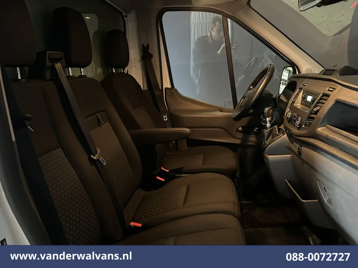 2.0 TDCI 160pk Bakwagen 1231kg laadvermogen Laadklep Euro6 Airco | Lat om lat Betimmering | Cruisecontrol Verwarmde voorruit, Bijrijdersbank