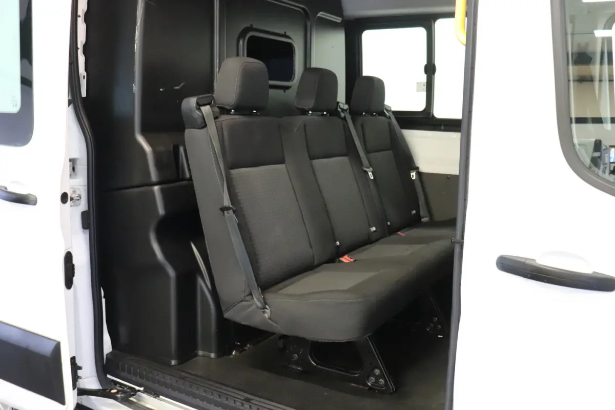 2.0 TDCI L2H2 Dubbel cabine EURO 6 - Airco - Cruise - PDC - €15.900,- Excl.