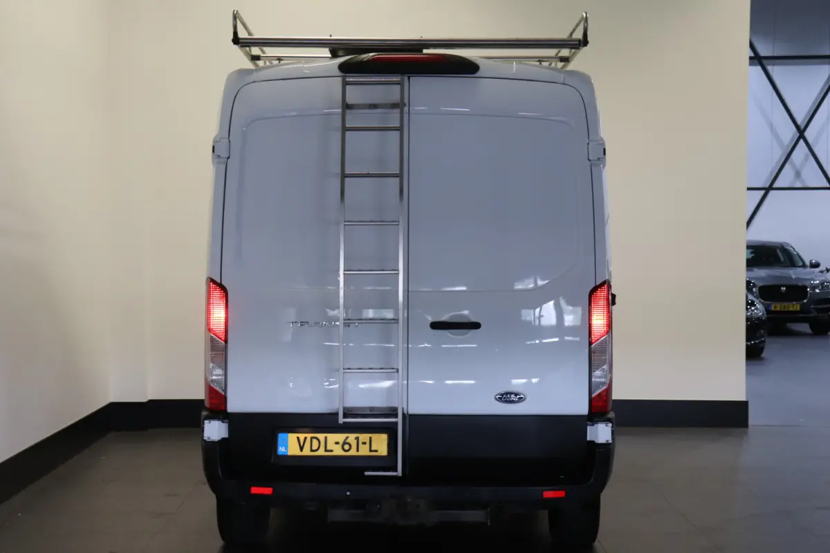 2.0 TDCI L2H2 Dubbel cabine EURO 6 - Airco - Cruise - PDC - €15.900,- Excl.
