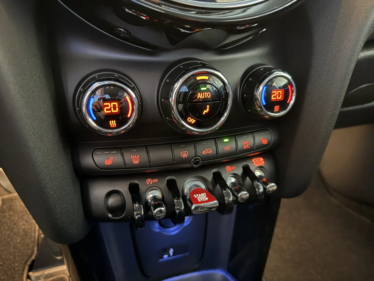 Mini 1.5 One Aut.