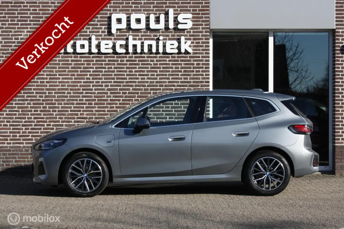 M onderstel, DAB, Wide screen 225e xDrive M sport, M onderstel, DAB, Wide screen