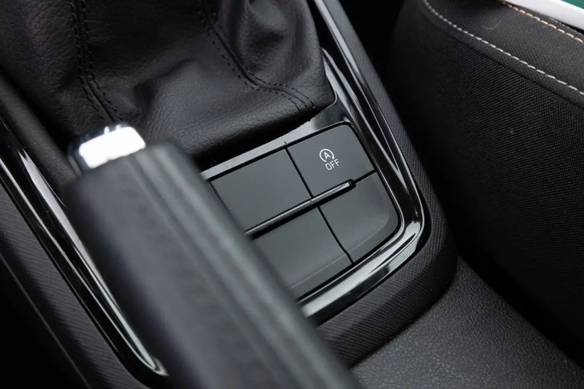 1.0 TSI Selection Automaat | Apple Carplay | ECC | Trekhaak ✅ 1e Eigenaar !