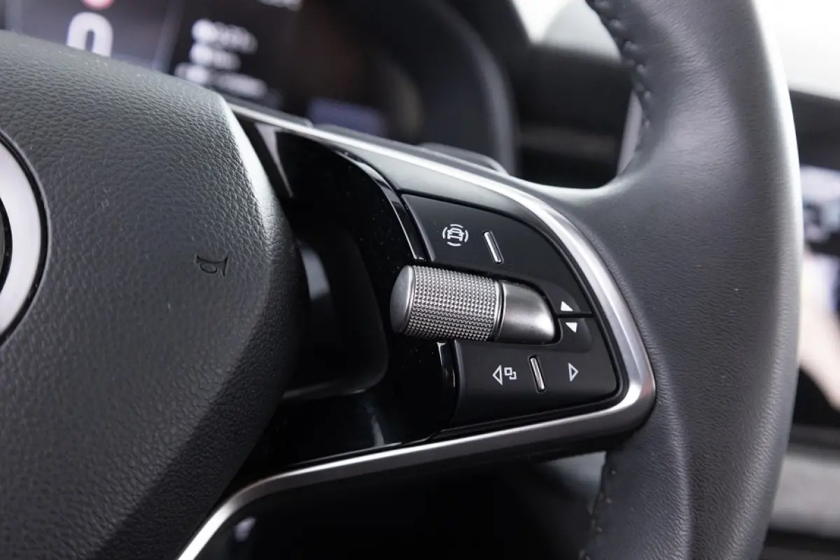 1.0 TSI Selection Automaat | Apple Carplay | ECC | Trekhaak ✅ 1e Eigenaar !