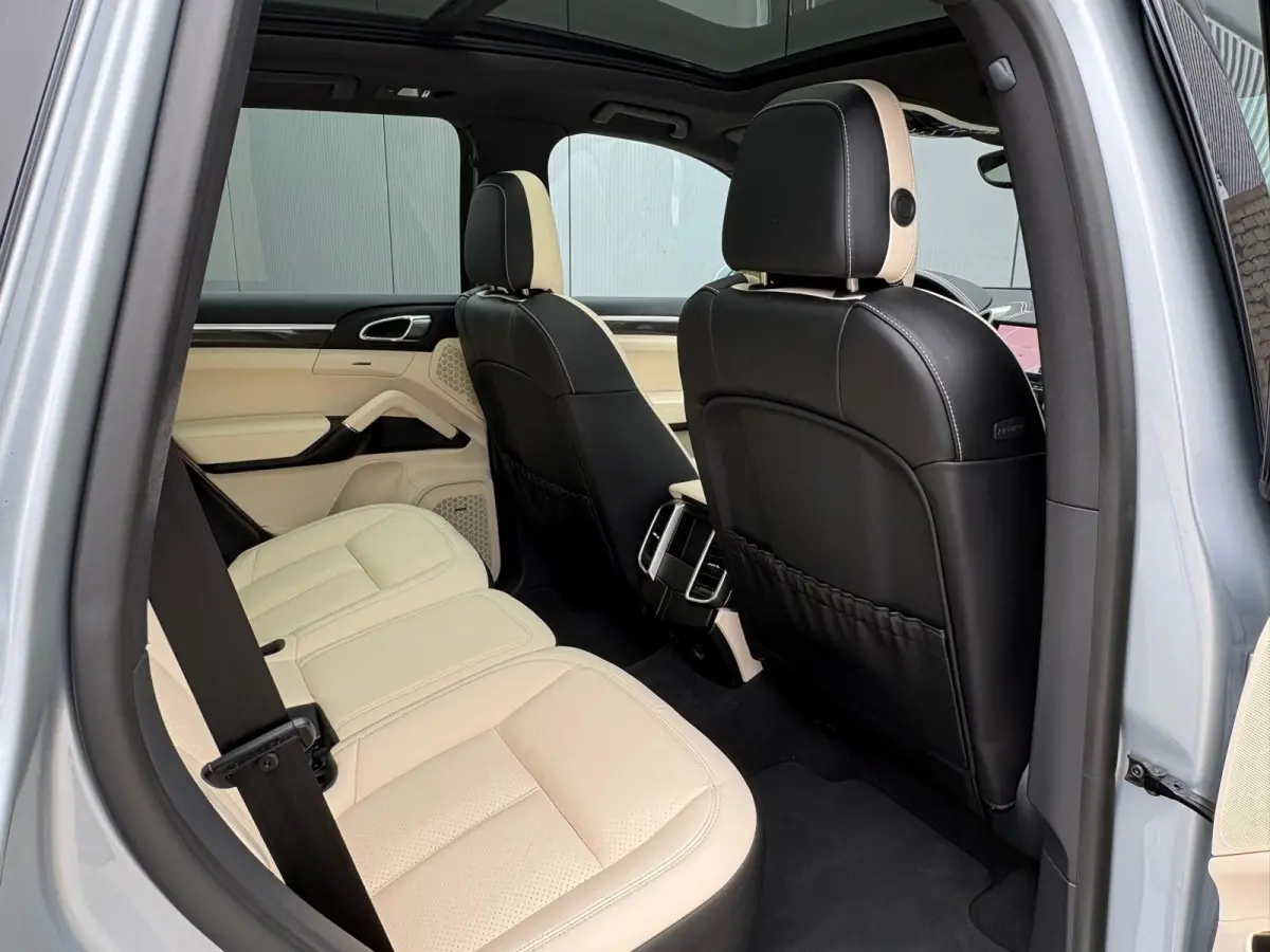 3.6 S Platinum Edition | 1e Eigenaar | Bose | Luchtvering | NL Auto | Panoramadak |