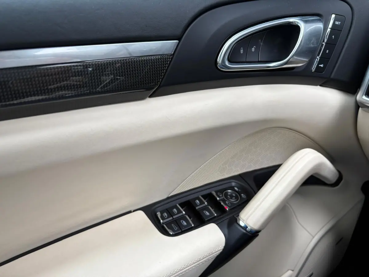 3.6 S Platinum Edition | 1e Eigenaar | Bose | Luchtvering | NL Auto | Panoramadak |