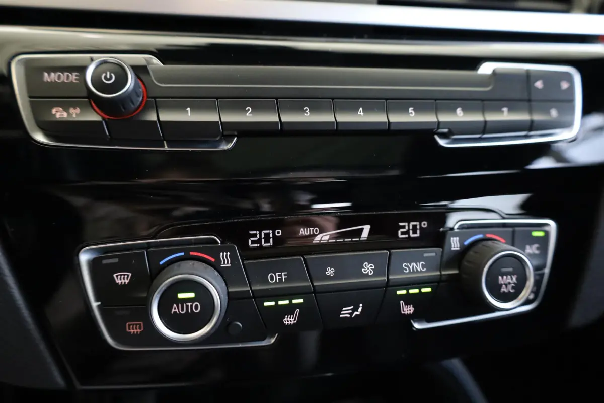 sDrive18i High Executive | M Sportpakket | Panoramadak | Driving Assitant | Comfort Access