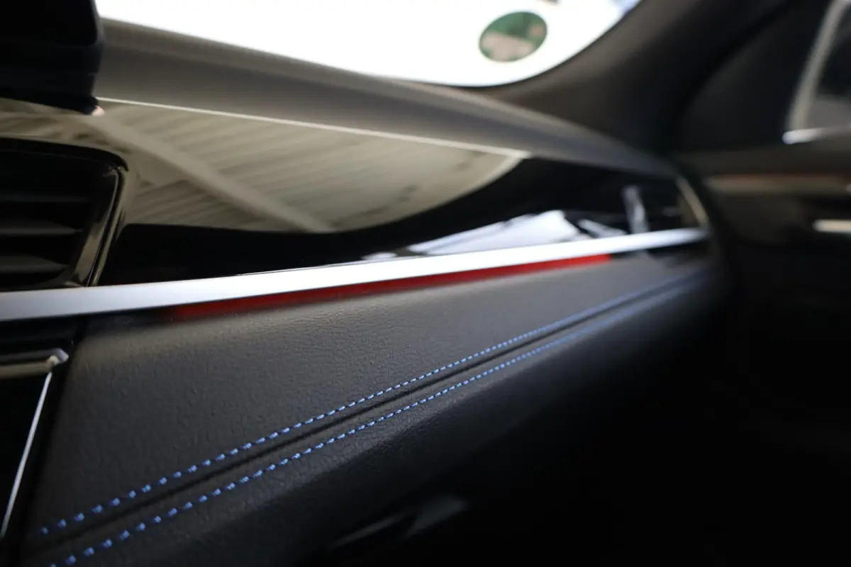 sDrive18i High Executive | M Sportpakket | Panoramadak | Driving Assitant | Comfort Access