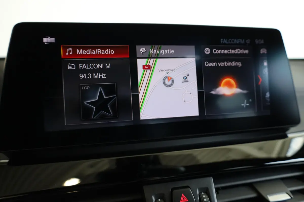 sDrive18i High Executive | M Sportpakket | Panoramadak | Driving Assitant | Comfort Access