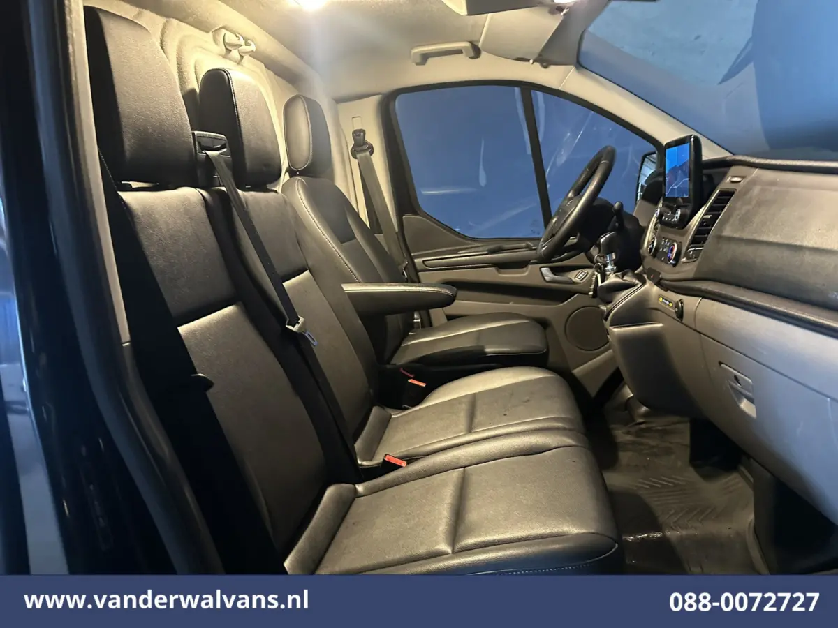 2.0 TDCI 131pk L2H1 Euro6 Airco | Camera | Leder | Navigatie | LED | Cruisecontrol Verwarmde Voorruit, Parkeersensoren, Bijrijdersbank, 2800kg trekvermogen