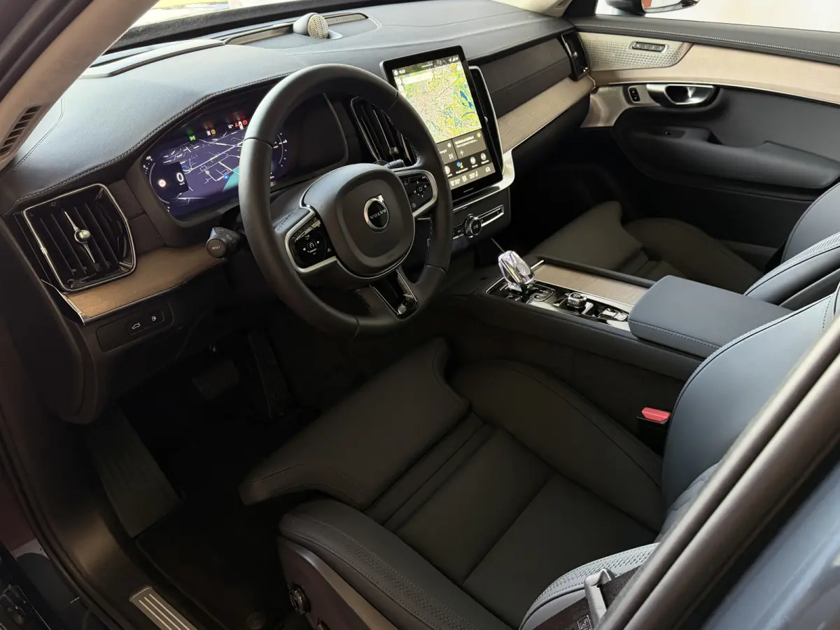 2.0 T8 456 PK 12/25 Bowers & Wilkins LUCHTVERING ALCANTARA.HEMEL 12/25 AWD 7P ULTRA DARK SCHUIFDAK 21''LMV STOEL/STUUR.VERW PANORAMA STANDKACHEL HEADUP ✅Top Auto's Wijchen✅ 170 Nieuwe en