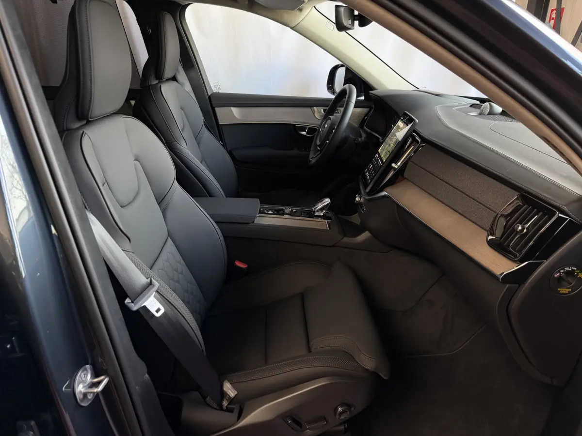 2.0 T8 456 PK 12/25 Bowers & Wilkins LUCHTVERING ALCANTARA.HEMEL 12/25 AWD 7P ULTRA DARK SCHUIFDAK 21''LMV STOEL/STUUR.VERW PANORAMA STANDKACHEL HEADUP ✅Top Auto's Wijchen✅ 170 Nieuwe en
