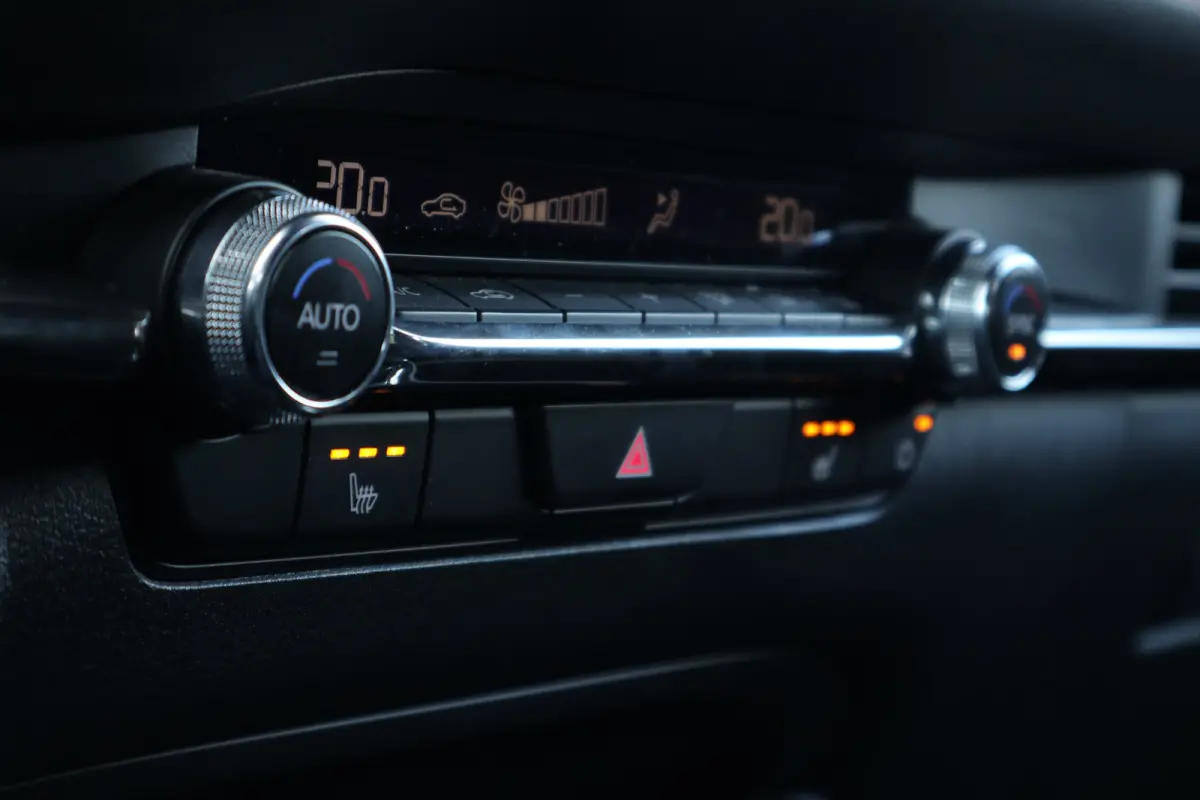 2.0 e-SkyActiv-G M Hybrid 150 Homura Camera / Head-up / LED / Navi / Clima / Cruise