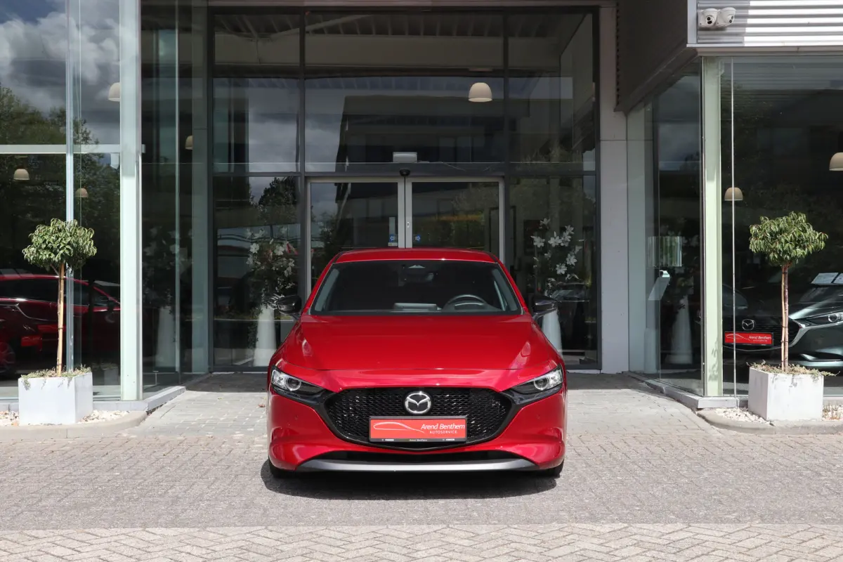 2.0 e-SkyActiv-G M Hybrid 150 Homura Camera / Head-up / LED / Navi / Clima / Cruise