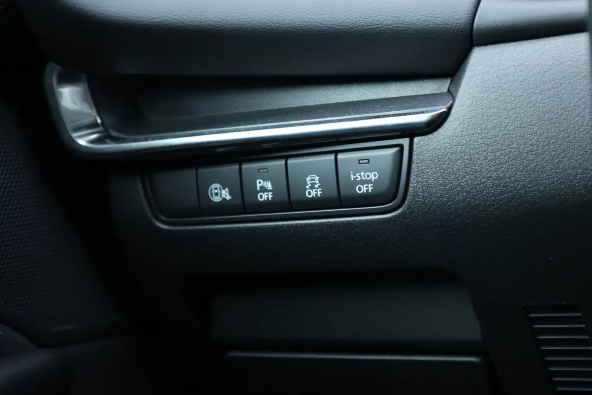 2.0 e-SkyActiv-G M Hybrid 150 Homura Camera / Head-up / LED / Navi / Clima / Cruise