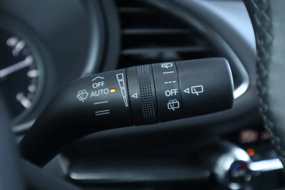 2.0 e-SkyActiv-G M Hybrid 150 Homura Camera / Head-up / LED / Navi / Clima / Cruise