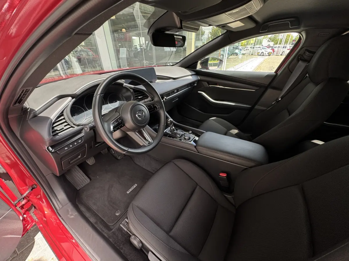 2.0 e-SkyActiv-G M Hybrid 150 Homura Camera / Head-up / LED / Navi / Clima / Cruise