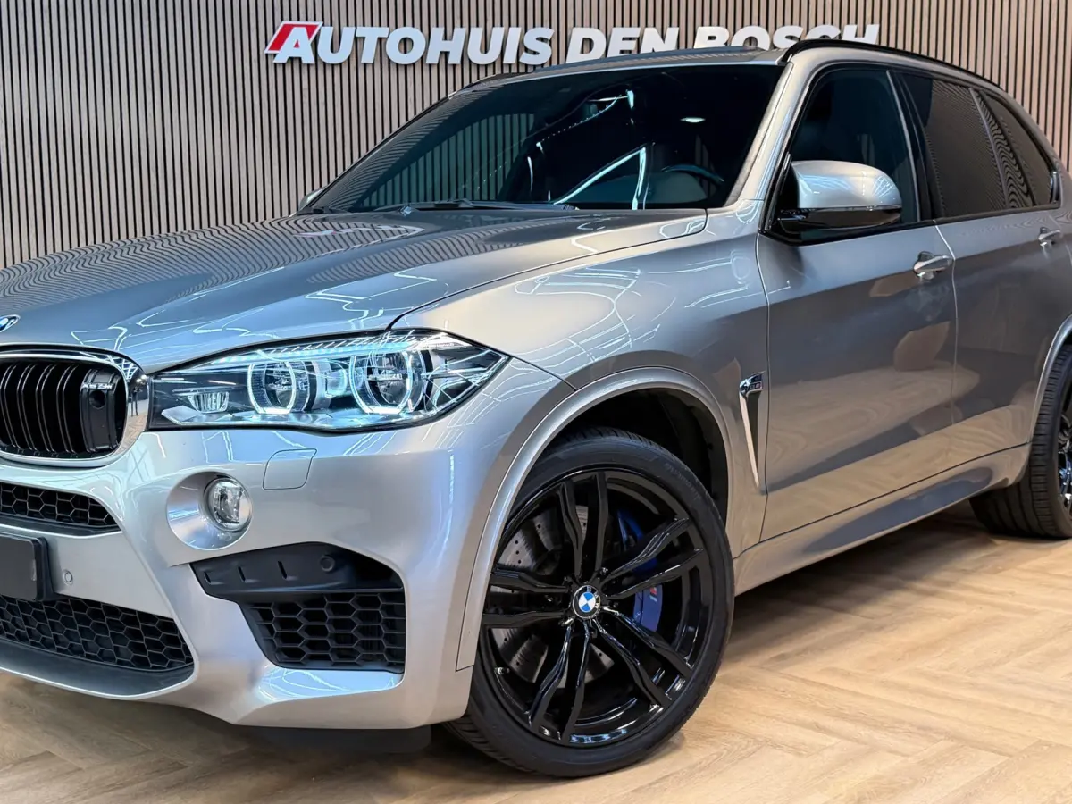 X5M 4.4 V8 575PK 2017 - B&O - Pano - Carbon - Memory