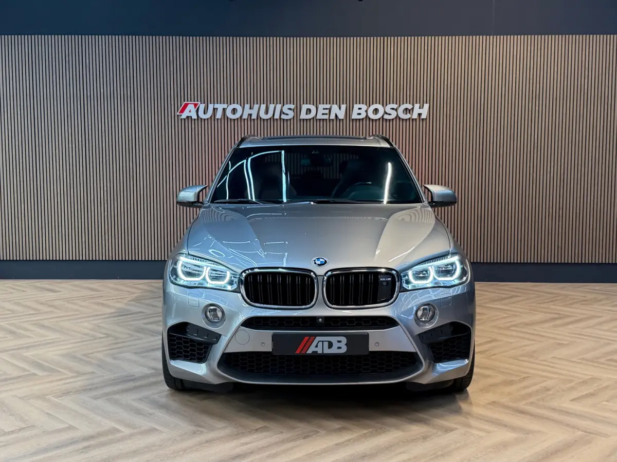 X5M 4.4 V8 575PK 2017 - B&O - Pano - Carbon - Memory