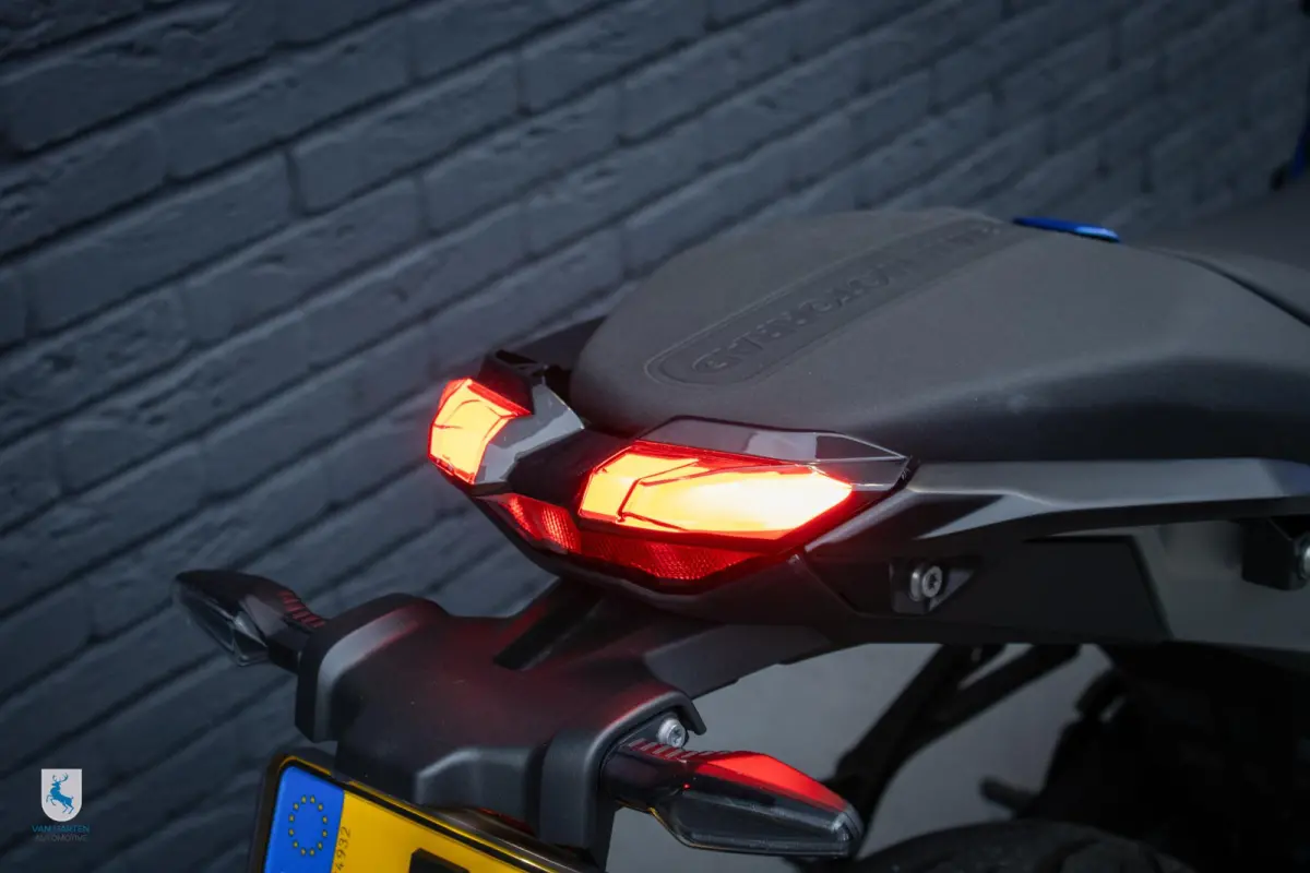 R 1300 R ASA / Racing Blue