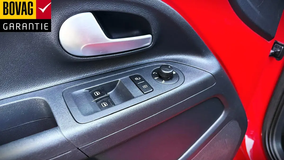 1.0 ,, Led ,, Cruise Controle ,, Airco ,, Multi stuur