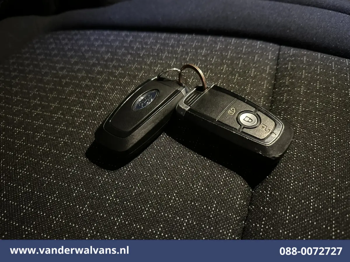 2.0 TDCI 136pk L1H1 Euro6 Airco | Camera | Apple Carplay | LED | Cruisecontrol Android Auto, Verwarmde voorruit, Parkeersensoren, Bijrijdersbank, 2740kg trekvermogen