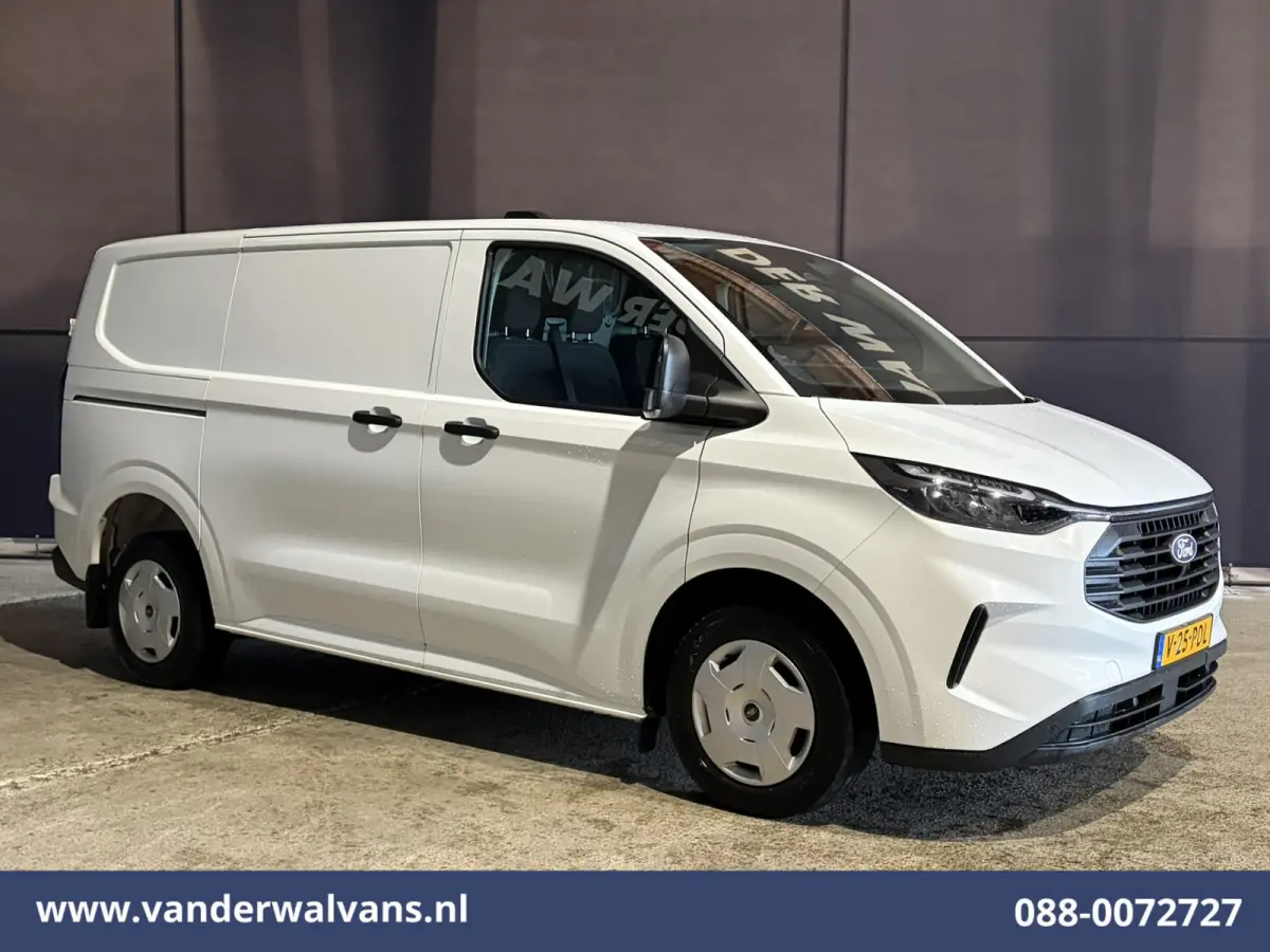 2.0 TDCI 136pk L1H1 Euro6 Airco | Camera | Apple Carplay | LED | Cruisecontrol Android Auto, Verwarmde voorruit, Parkeersensoren, Bijrijdersbank, 2740kg trekvermogen