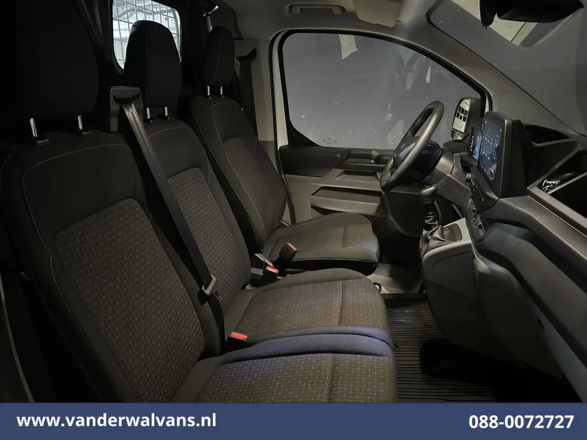 2.0 TDCI 136pk L1H1 Euro6 Airco | Camera | Apple Carplay | LED | Cruisecontrol Android Auto, Verwarmde voorruit, Parkeersensoren, Bijrijdersbank, 2740kg trekvermogen