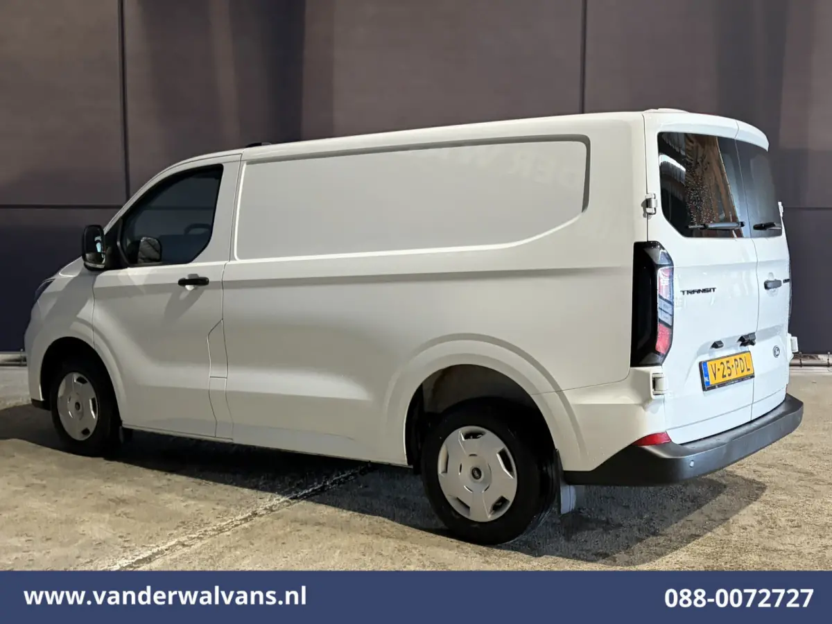 2.0 TDCI 136pk L1H1 Euro6 Airco | Camera | Apple Carplay | LED | Cruisecontrol Android Auto, Verwarmde voorruit, Parkeersensoren, Bijrijdersbank, 2740kg trekvermogen
